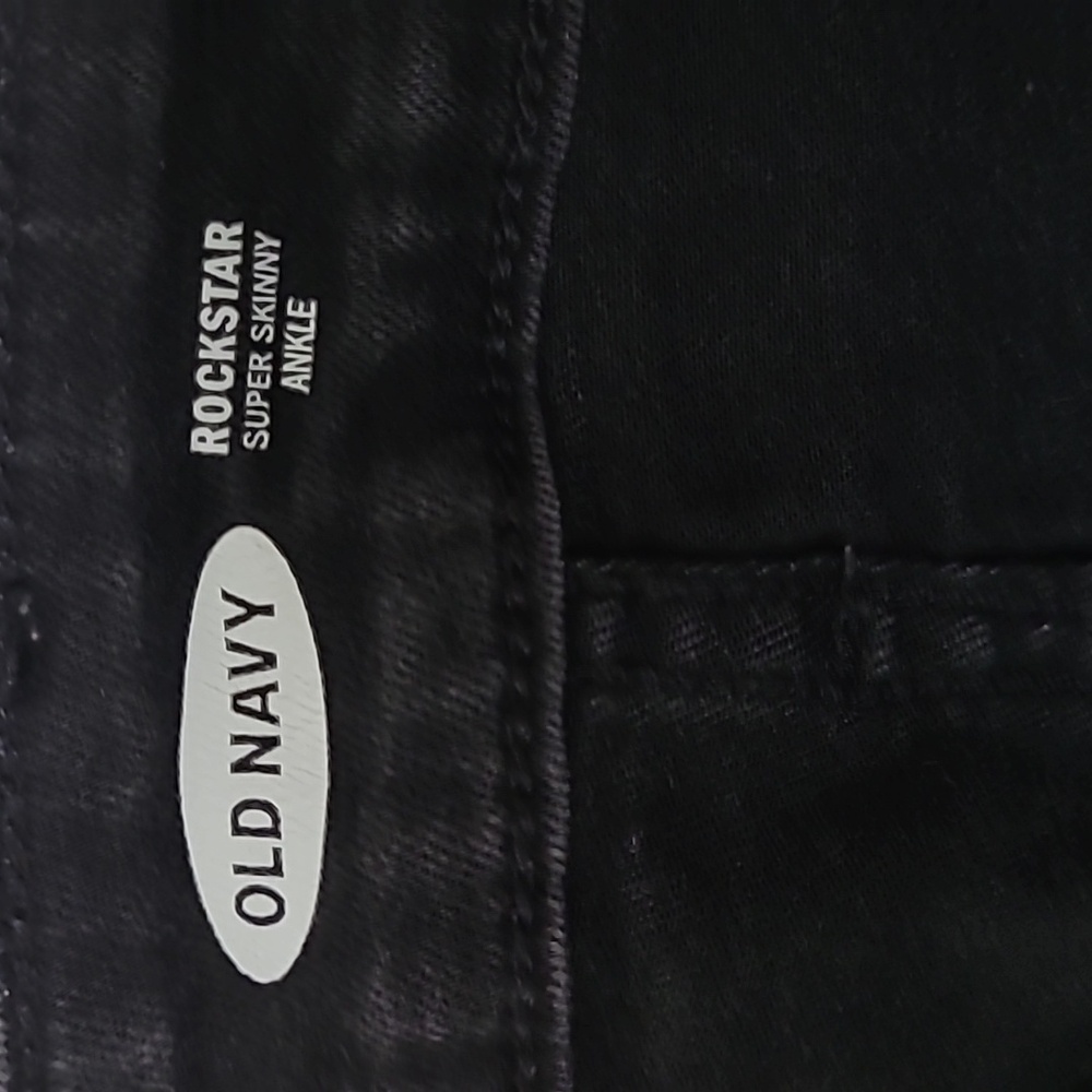 Old Navy Rockstar jeans - Picture 8 of 9